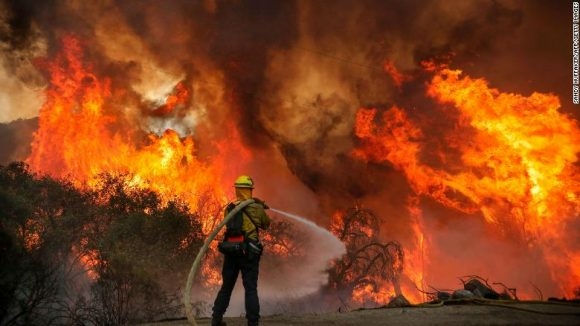 Condolencias de Cuba por víctimas en EE.UU. de incendios forestales