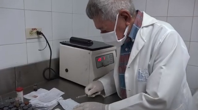 Erolilde, laboratorista de Baracoa