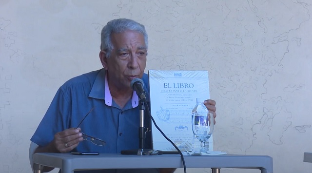 Doctor Eduardo Torres Cuevas intercambia con una representación de la intelectualidad en Guantánamo