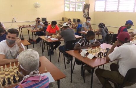 Desarrollan en Guantánamo semifinal provincial de ajedrez de primera categoría