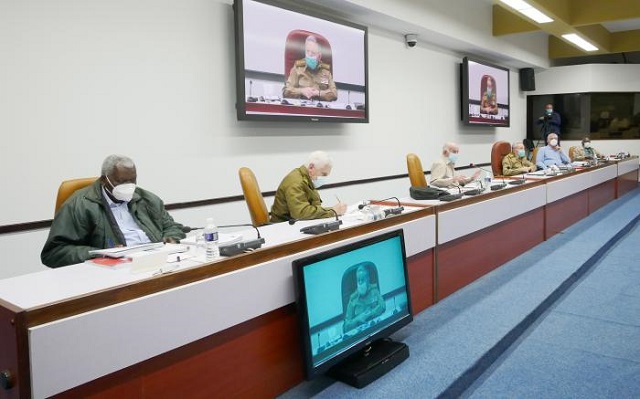 Efectuada reunión del Buró Político