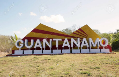 Gobernador de Guantánamo reconoce desempeño de directivos del territorio