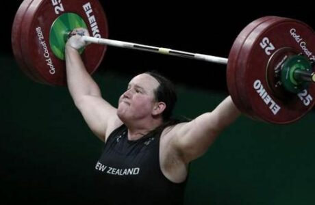 Laurel Hubbard, la primera atleta trans que participará en unos Juegos Olímpicos