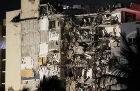 Se eleva a 10 los muertos del derrumbe del edificio en Miami