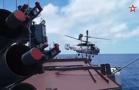 Realiza Rusia su más grande maniobra naval desde el final de la Guerra Fría