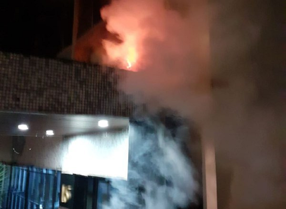 Ataque terrorista contra embajada de Cuba en Francia: Lanzan tres cócteles Molotov
