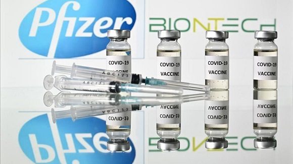 Pfizer registra una disminución de la inmunidad de su vacuna contra el coronavirus y apuesta por una tercera dosis de refuerzo