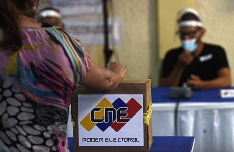 Misión electoral europea prosigue agenda en Venezuela