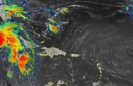 Ida se convierte en huracán y afecta el occidente de Cuba