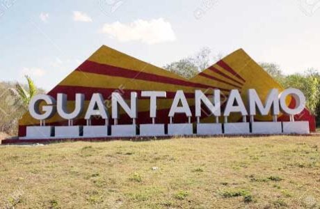 Gobernador de Guantánamo reconoce desempeño de directivos del territorio