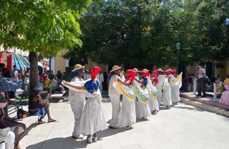 Despliegue artístico y académico en Guantánamo por Jornada de la Cultura Cubana