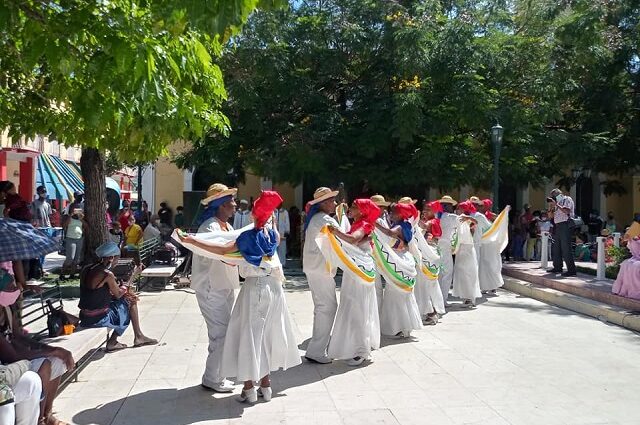 Despliegue artístico y académico en Guantánamo por Jornada de la Cultura Cubana