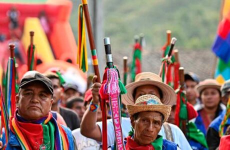 Indígenas en Colombia sin nada que celebrar y en resistencia
