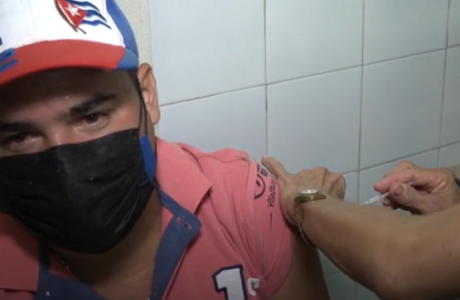 Avanza en Baracoa vacunación anti Covid-19 para alérgicos al tiomersal