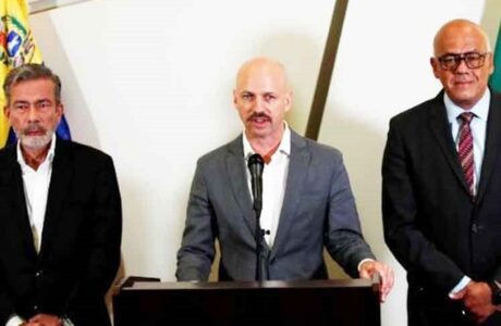 México acoge nuevas pláticas entre Gobierno venezolano y oposición
