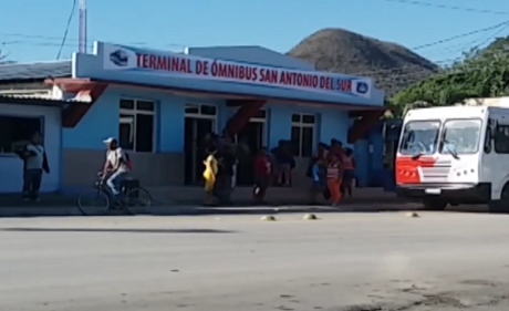 San Antonio del Sur reanuda transportación de pasajeros