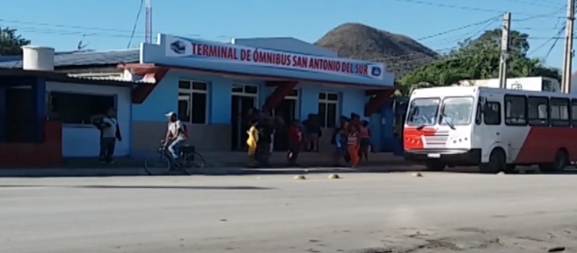 San Antonio del Sur reanuda transportación de pasajeros