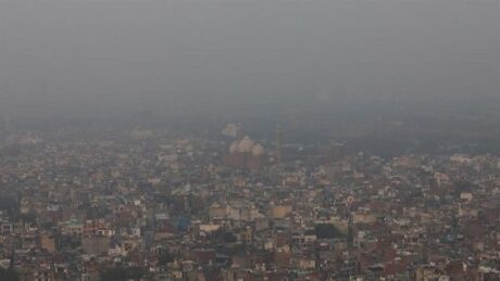 Nueva Delhi prolonga cierre de escuelas por contaminación del aire