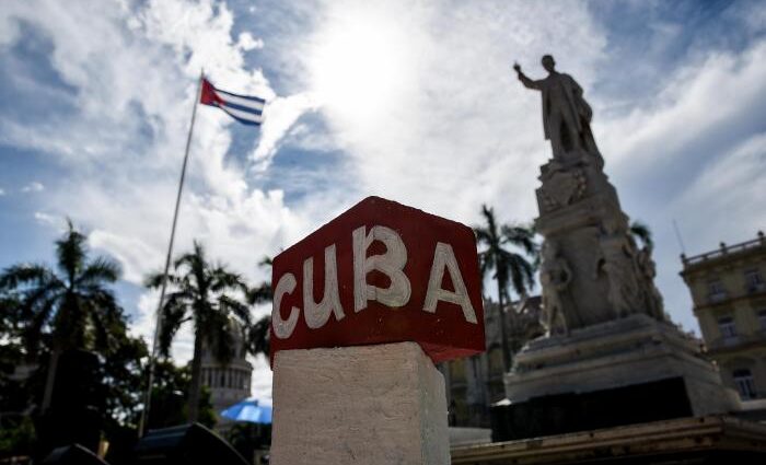 Felicita Díaz-Canel al pueblo de Cuba: Emprendamos juntos el camino del Año Nuevo, con optimismo y alegría