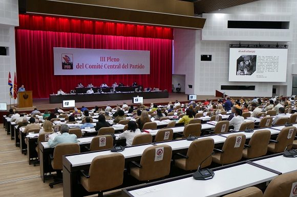 La economía será hoy el centro de los debates del III Pleno