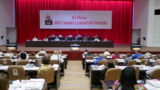 Sesiona III Pleno del Comité Central del Partido Comunista de Cuba