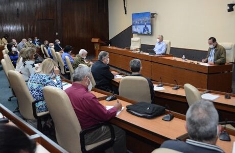 Cuba podría estar en el pico de la actual ola de contagios