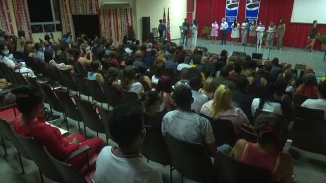 Nueva graduación en Universidad de Guantánamo