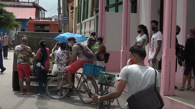 Denuncian alza de precios de productos y servicios en Baracoa