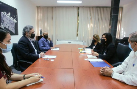 Cancillería cubana y Cruz Roja retoman contactos pospuestos por la Covid-19