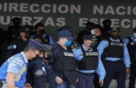 Honduras: Jueces del pleno del Tribunal Supremo firman extradición de expresidente Juan Orlando Hernández
