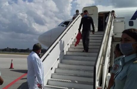 Retornan a Cuba migrantes irregulares