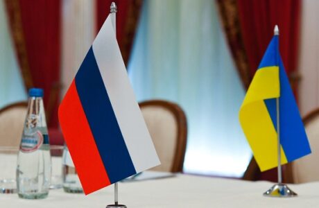Rusia presentará sus propuestas después de examinar las ucranianas