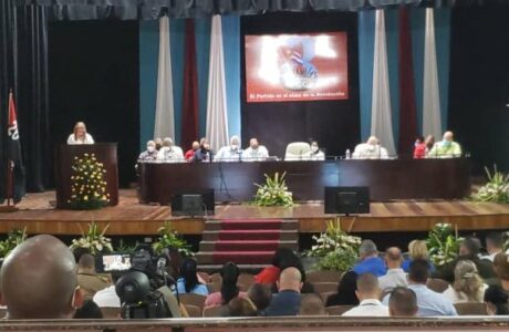 Preside Díaz-Canel asamblea provincial de balance del Partido en Villa Clara