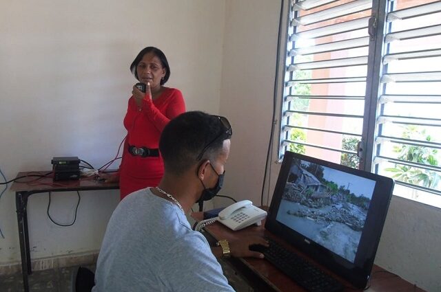 Marisel Molina Hernández, Jefa del Órgano de la Defensa Civil en el municipio de Manuel Tames
