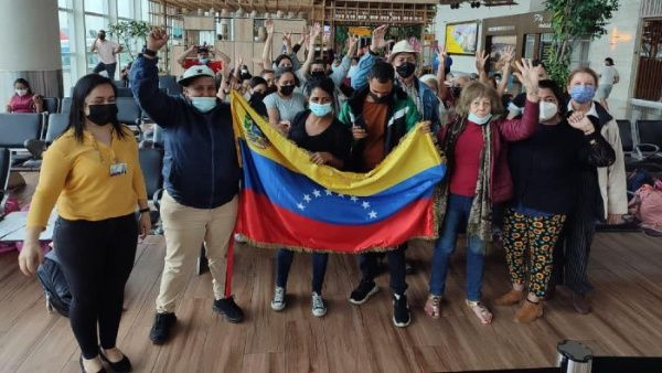 Venezuela inicia Plan Vuelta a la Patria 2022 desde Ecuador