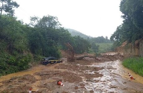 Aumenta a 16 la cifra de muertos por lluvias en Río de Janeiro