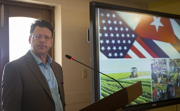 Aboga Presidente de la Coalición Agrícola EE.UU-Cuba por mejores relaciones entre los dos países en favor de la alimentación