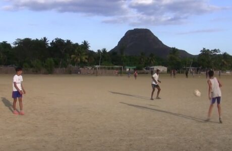 Proyecto comunitario incentiva la práctica del deporte en San Antonio del Sur, en Guantánamo