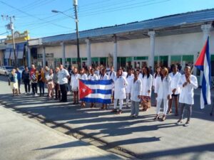 Abanderan en Guantánamo Brigada Médica de solidaridad nacional