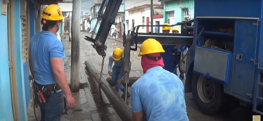 Brigada de ETECSA de las Tunas contribuye restablecer telecomunicaciones en Baracoa, Guantánamo