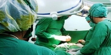 Especialistas cubanos extienden el uso de vías endoscópicas en servicios de urología pediátrica