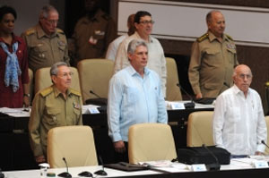 Asiste Raúl Castro a sesión plenaria del Parlamento cubano